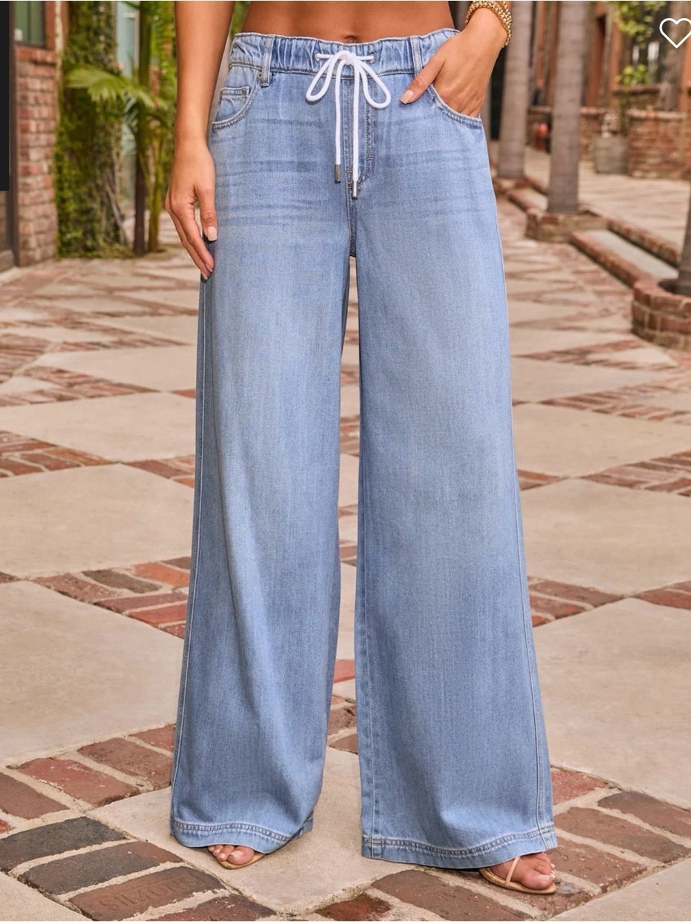 Wide Leg Drawstring Jeans